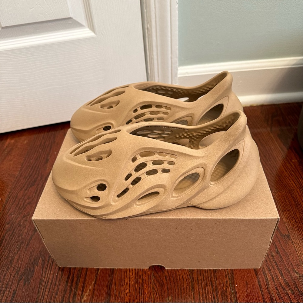 YEEZY FOAM RUNNER 'OCHRE' - Size 7
